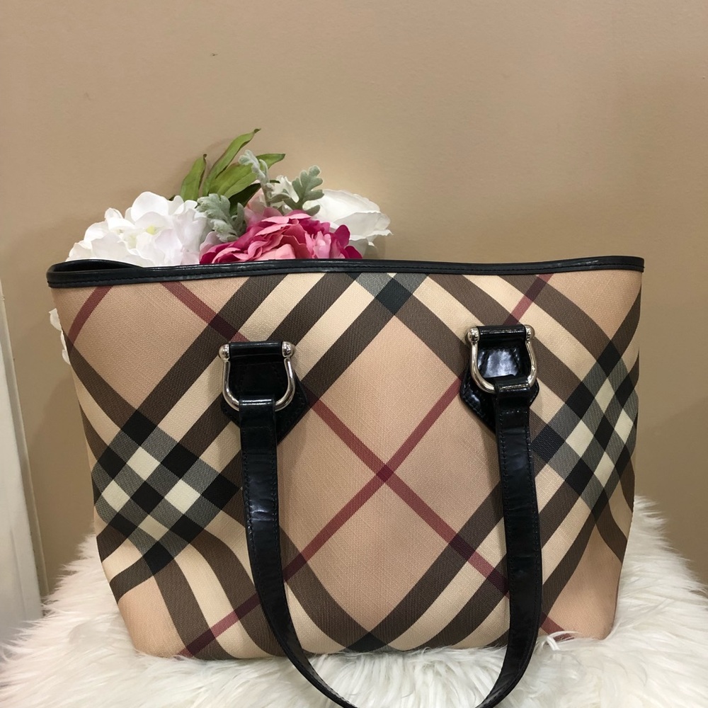Burberry tote